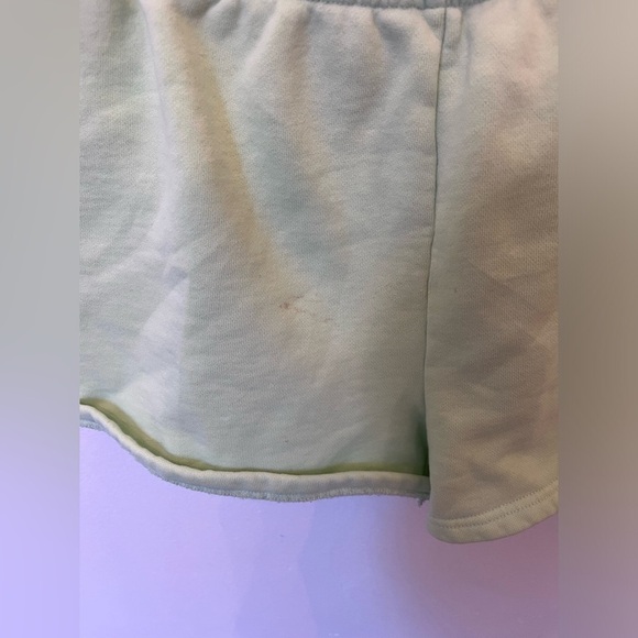 TNA Green Athletic Shorts Elastic Waistband Relaxed Fit - Picture 4 of 5